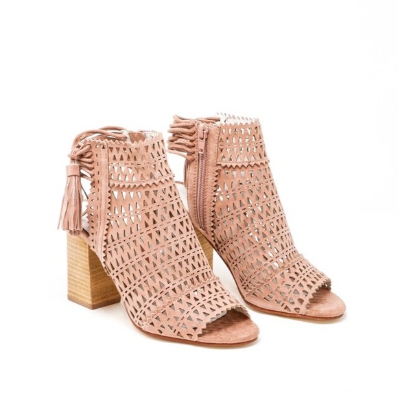 Jeffrey Campbell Ottawa Sandal - Picture 2 of 8